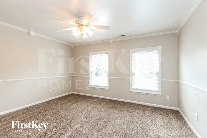 1795 Valleywood Dr - Photo 6 of 7