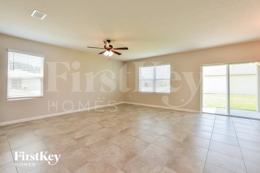 545 Sorrento Dr - Photo 3 of 16