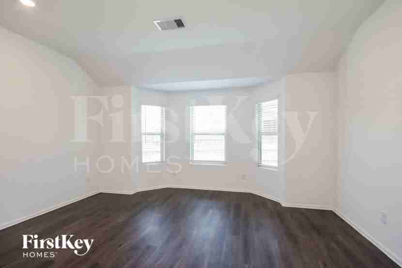 18909 Collina Way - Photo 6 of 16