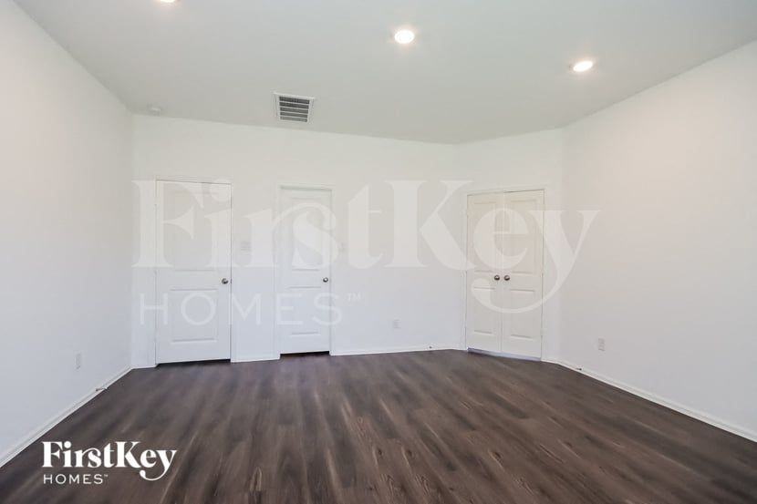 18909 Collina Way - Photo 7 of 16