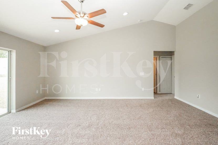 444 Lanham Dr - Photo 5 of 16