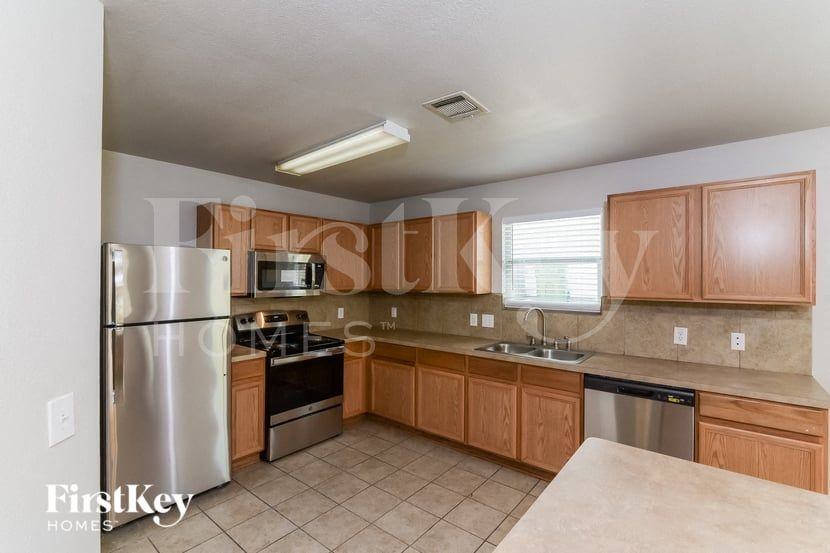 5124 Storm King - Photo 6 of 16