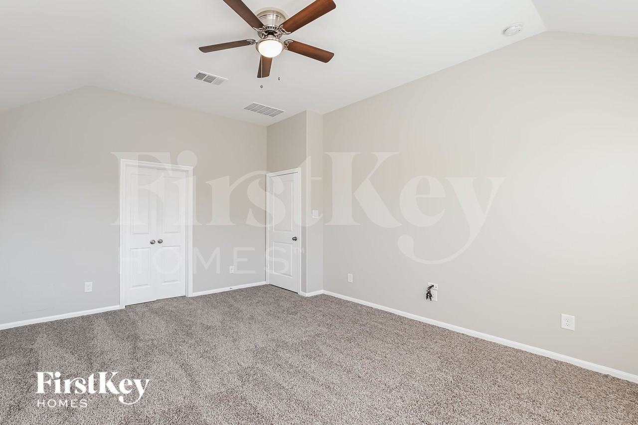 31206 Harmony Falls Ct - Photo 7 of 16