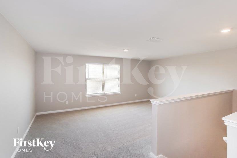 112 Barbwire Way - Photo 7 of 16