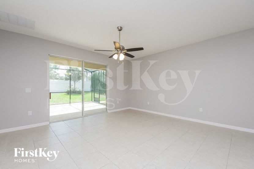 1161 Merion Dr - Photo 3 of 16
