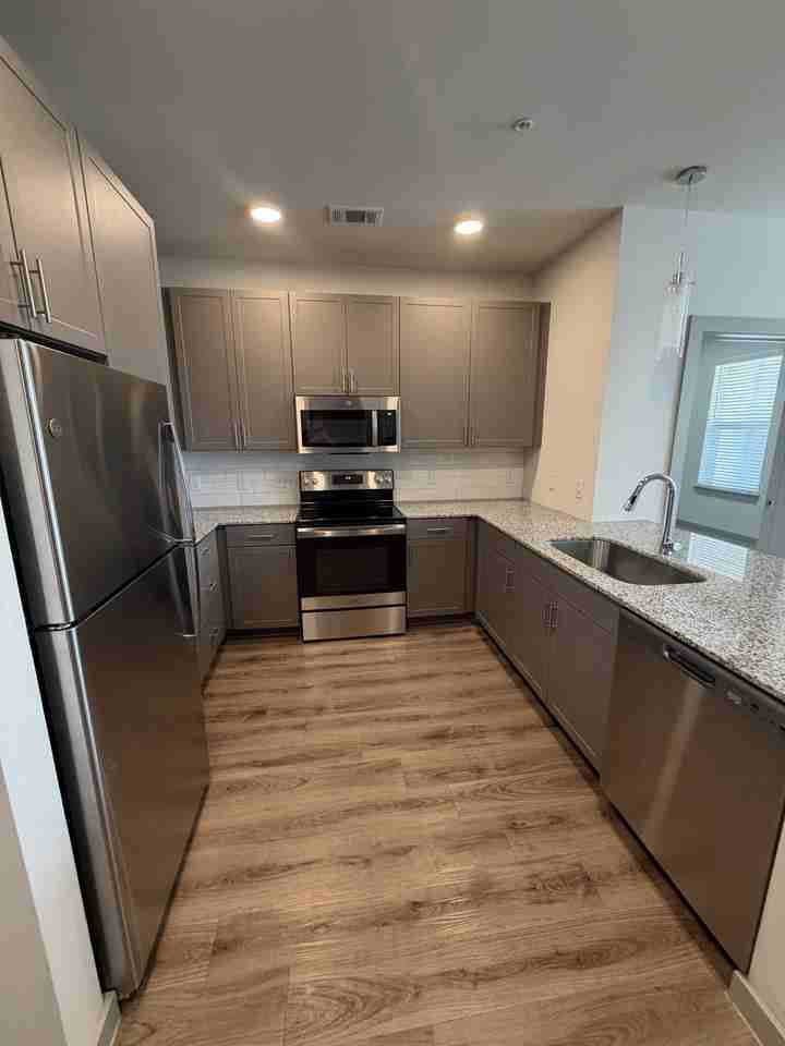 1101 Gallagher Dr #8107 - Photo 2 of 8