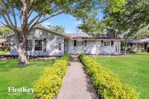 featured image of 3439 Timberview Rd