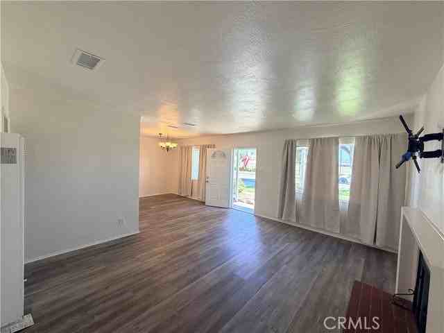 6350 E Barbanell St - Photo 6 of 8