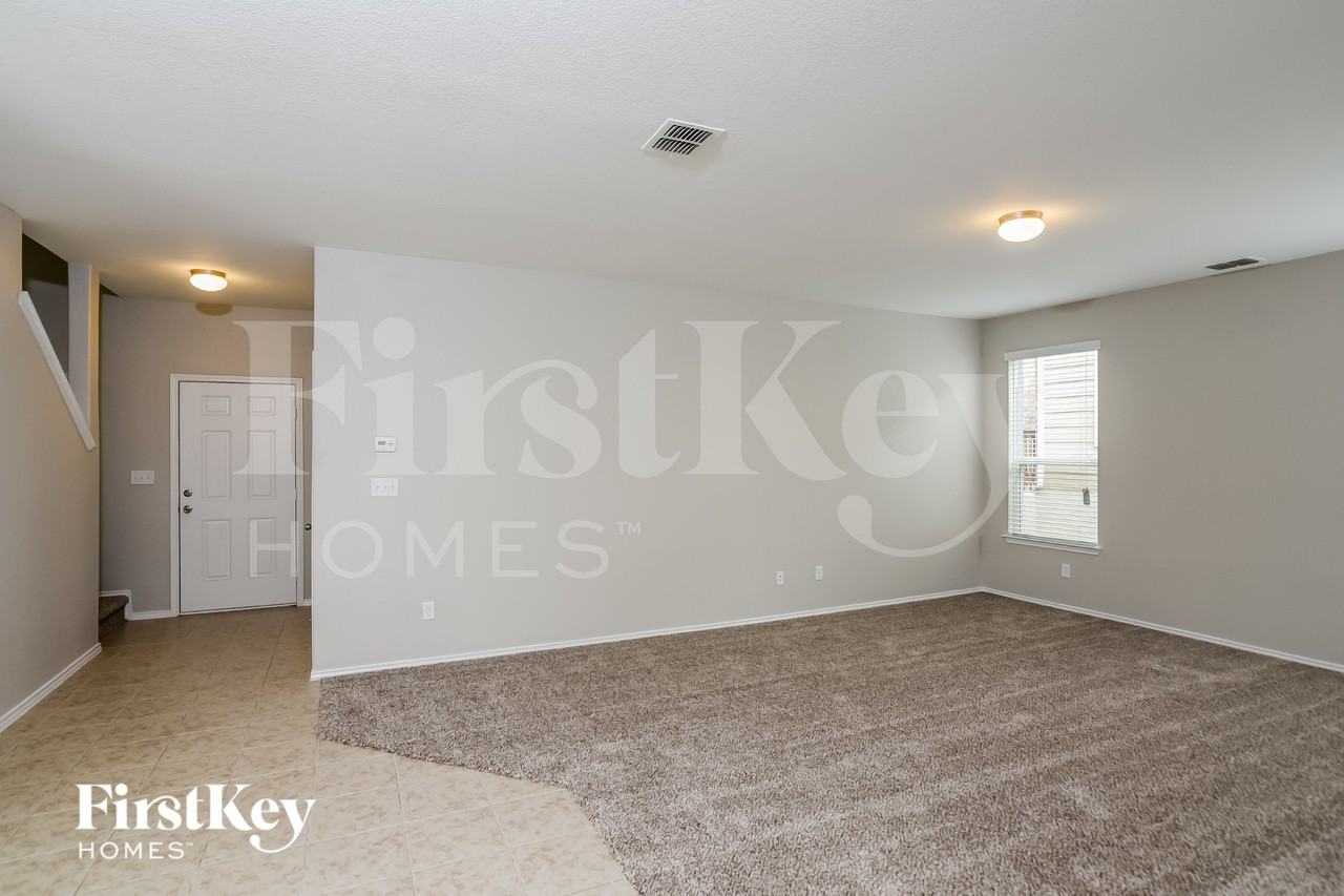 11726 Silver Fld - Photo 2 of 19