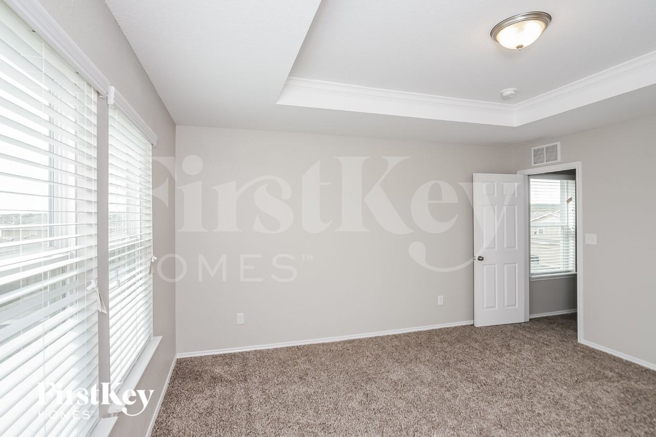 11726 Silver Fld - Photo 7 of 19