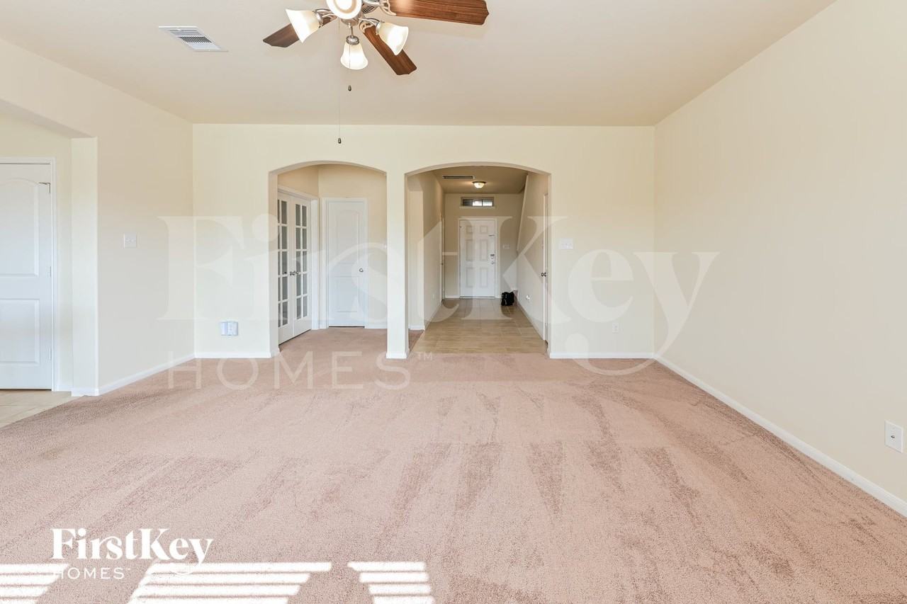 10502 Lake Of The Ozarks Dr - Photo 2 of 16