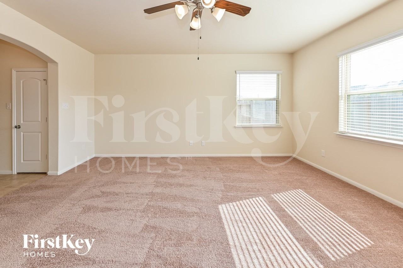 10502 Lake Of The Ozarks Dr - Photo 3 of 16