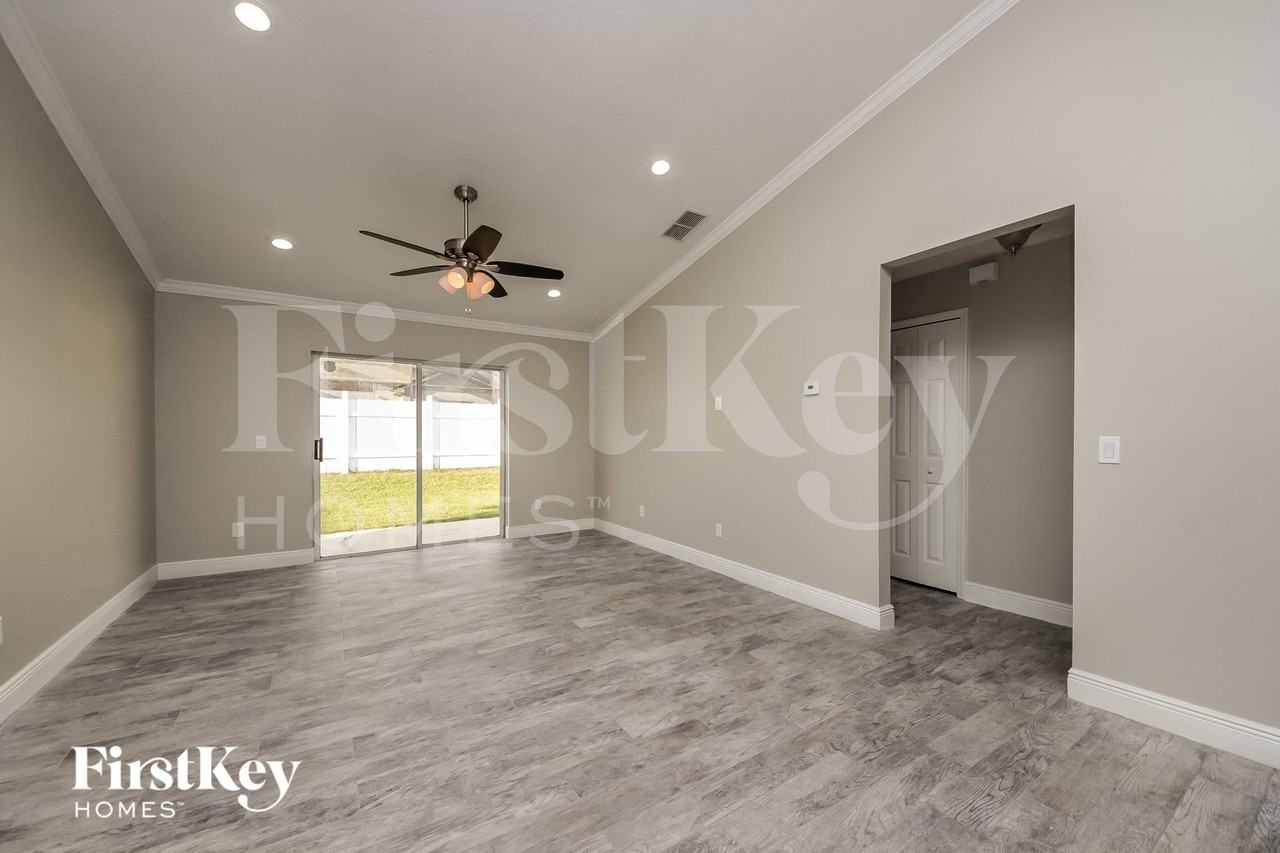 4635 Osceola Point Trl - Photo 3 of 16