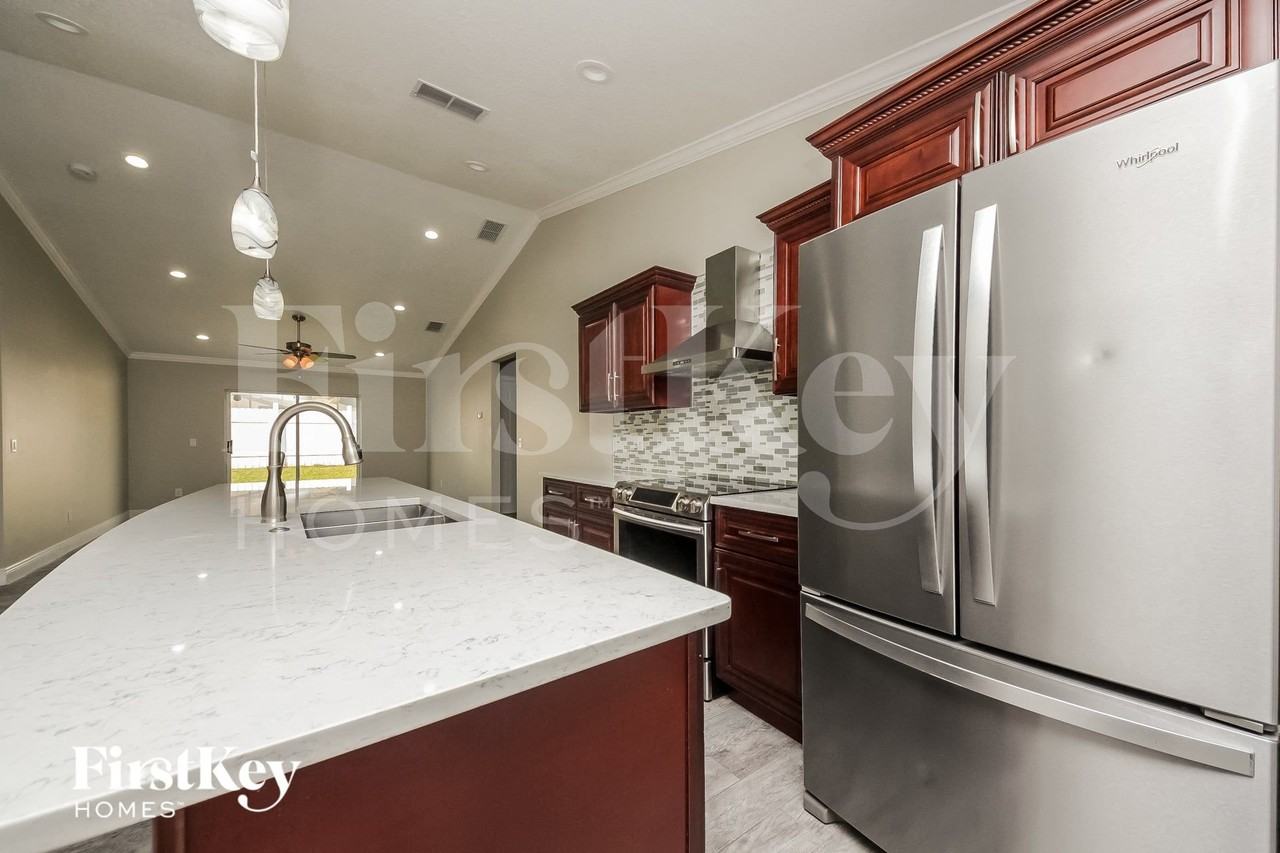 4635 Osceola Point Trl - Photo 7 of 16