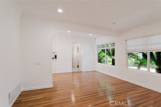 17419 Blackhawk St - Photo 2 of 7