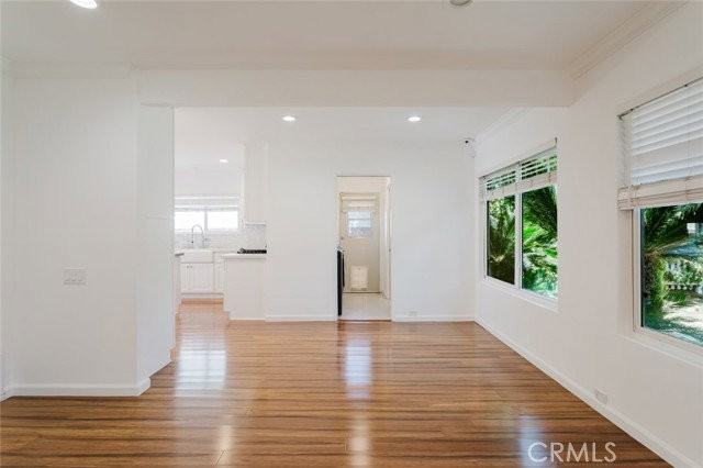 17419 Blackhawk St - Photo 3 of 7