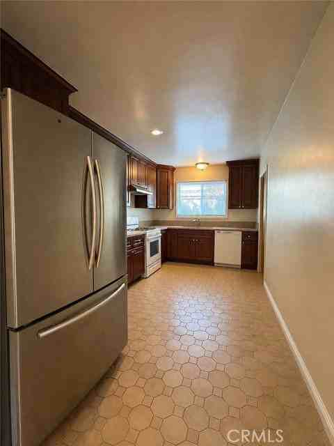 2325 Las Lunas St - Photo 7 of 8