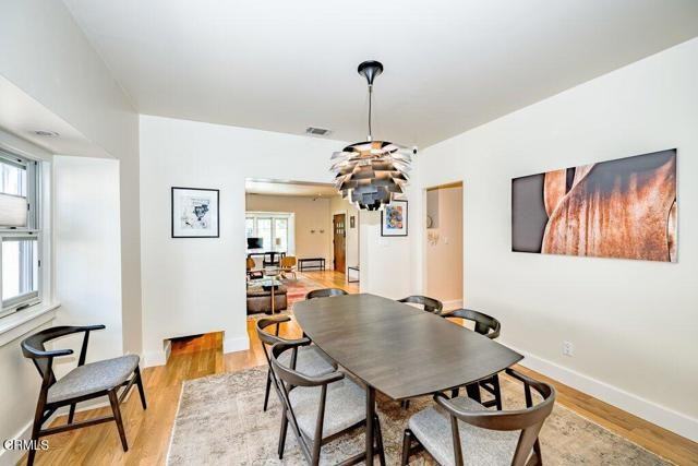 961 N Michigan Ave - Photo 7 of 8