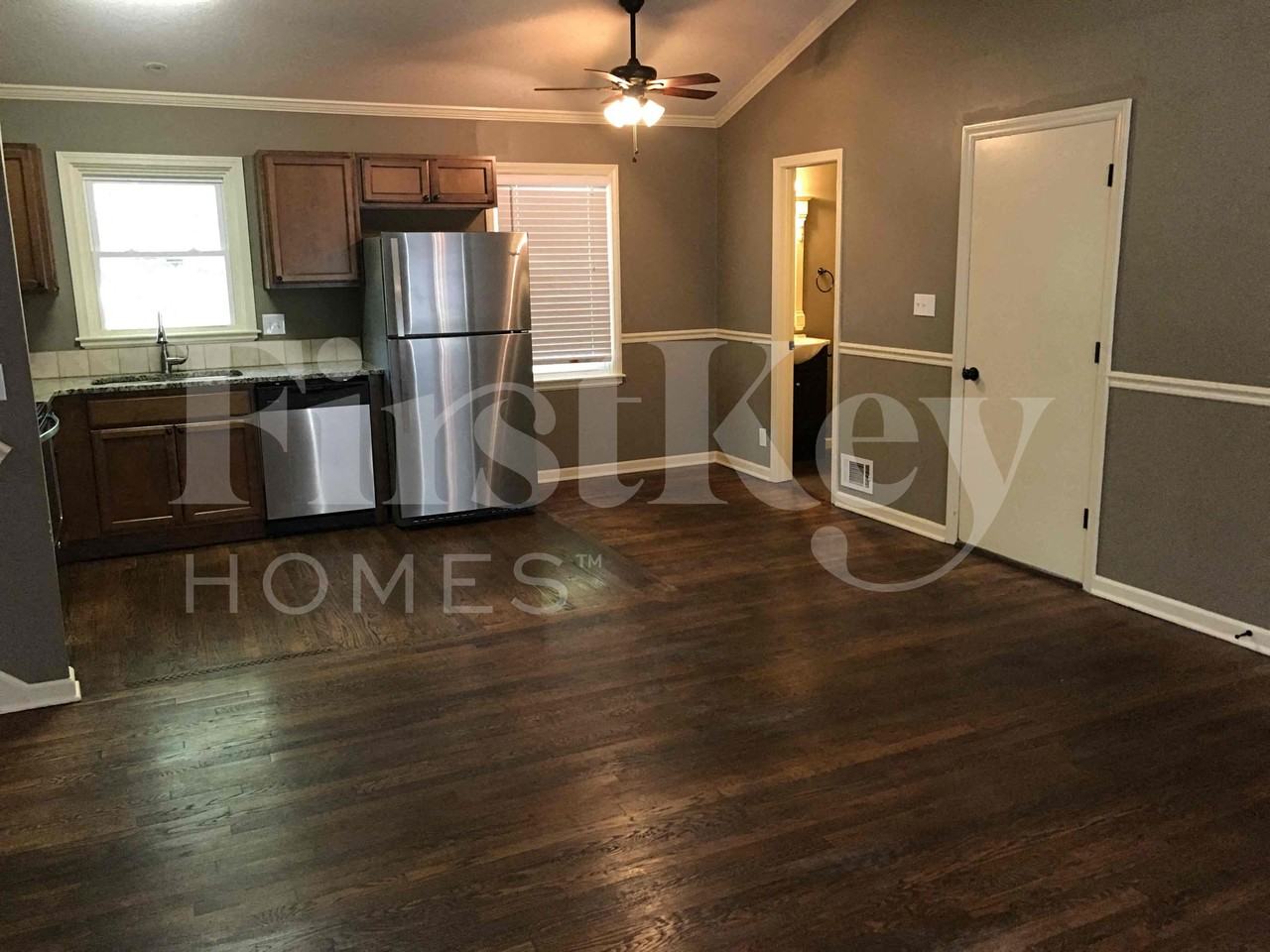 7200 Nw 75th St - Photo 2 of 18