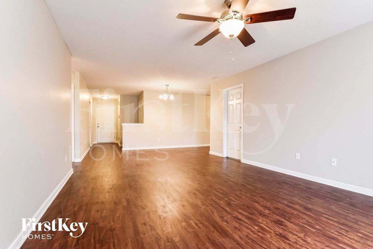 673 Loon Ln - Photo 4 of 15