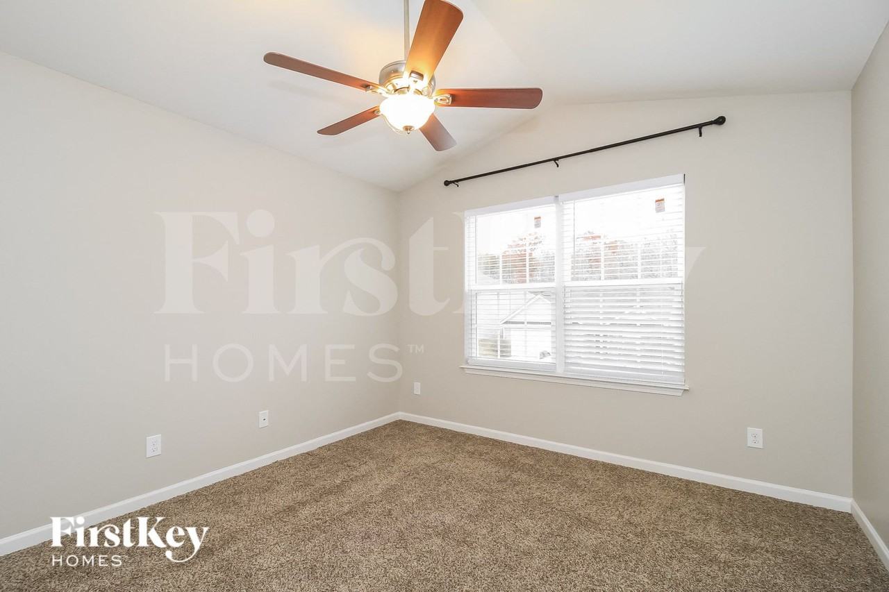 5924 Odenton Ln - Photo 7 of 16