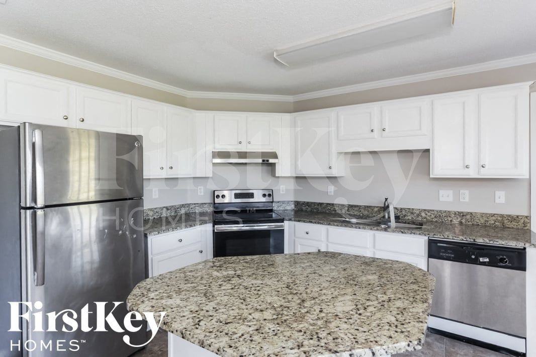 4922 Noel Mission Dr - Photo 5 of 15