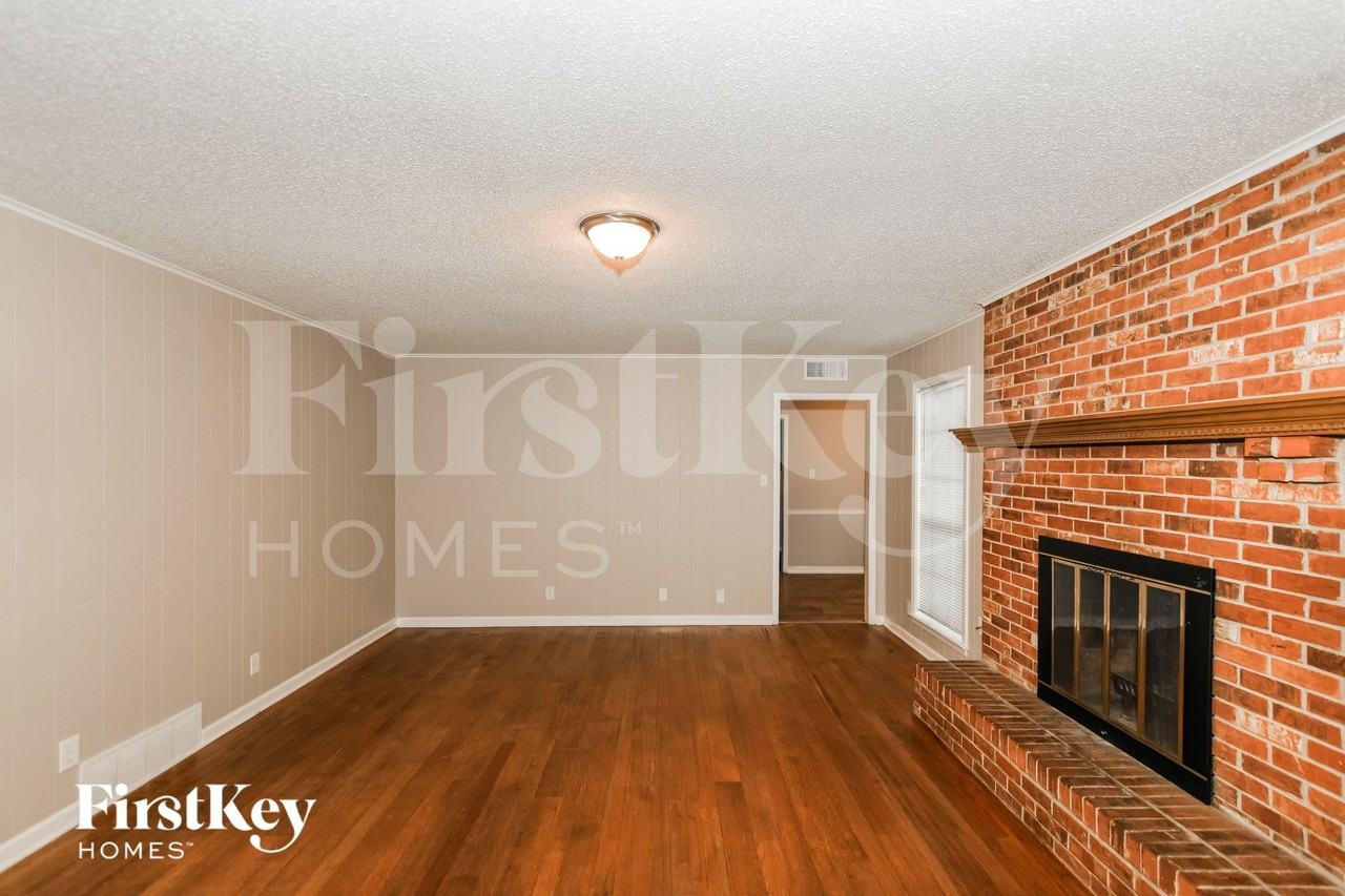 4769 S Milnor Dr - Photo 2 of 15