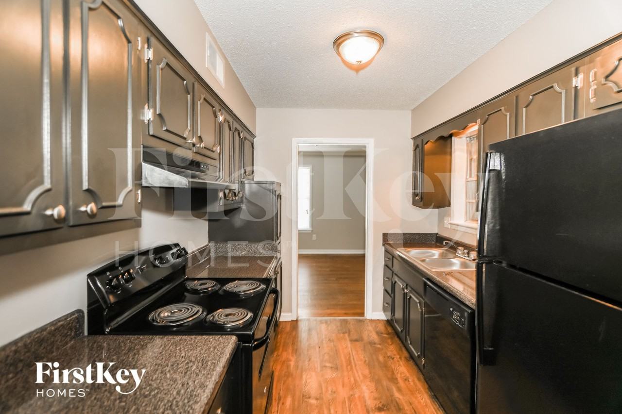 4769 S Milnor Dr - Photo 5 of 15