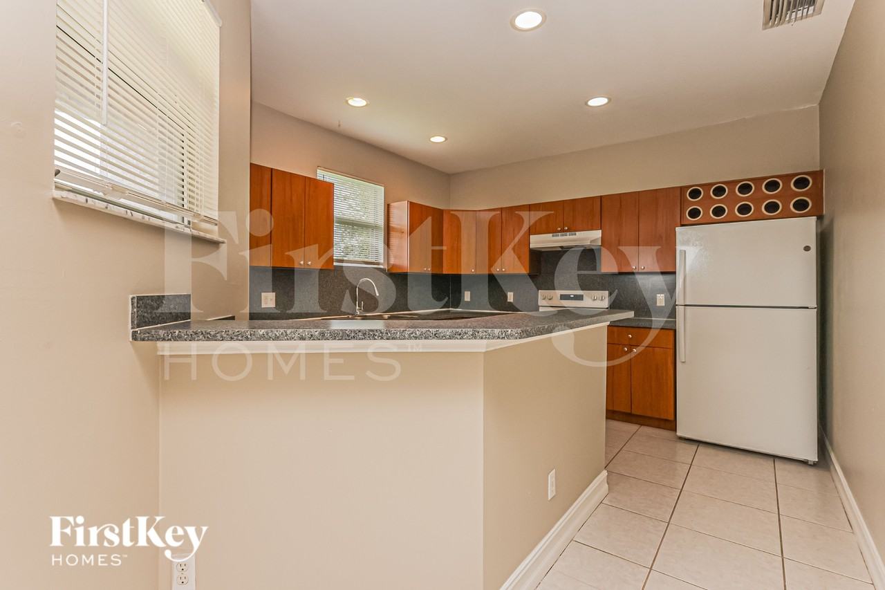 4115 10th St Sw - Photo 6 of 19