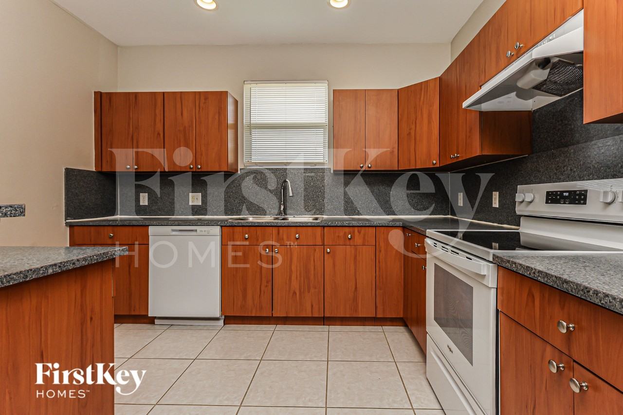 4115 10th St Sw - Photo 7 of 19