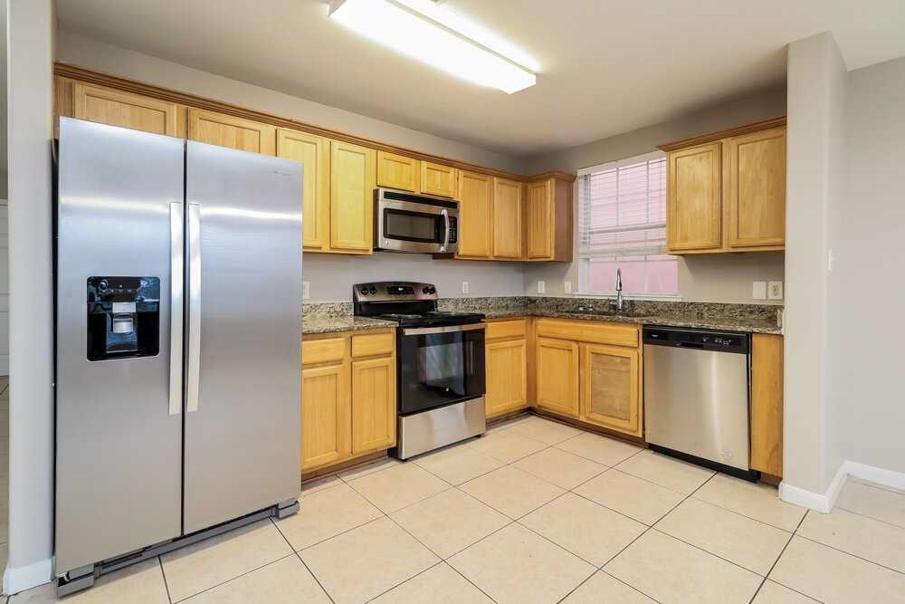 4946 N Cancun Dr - Photo 7 of 17