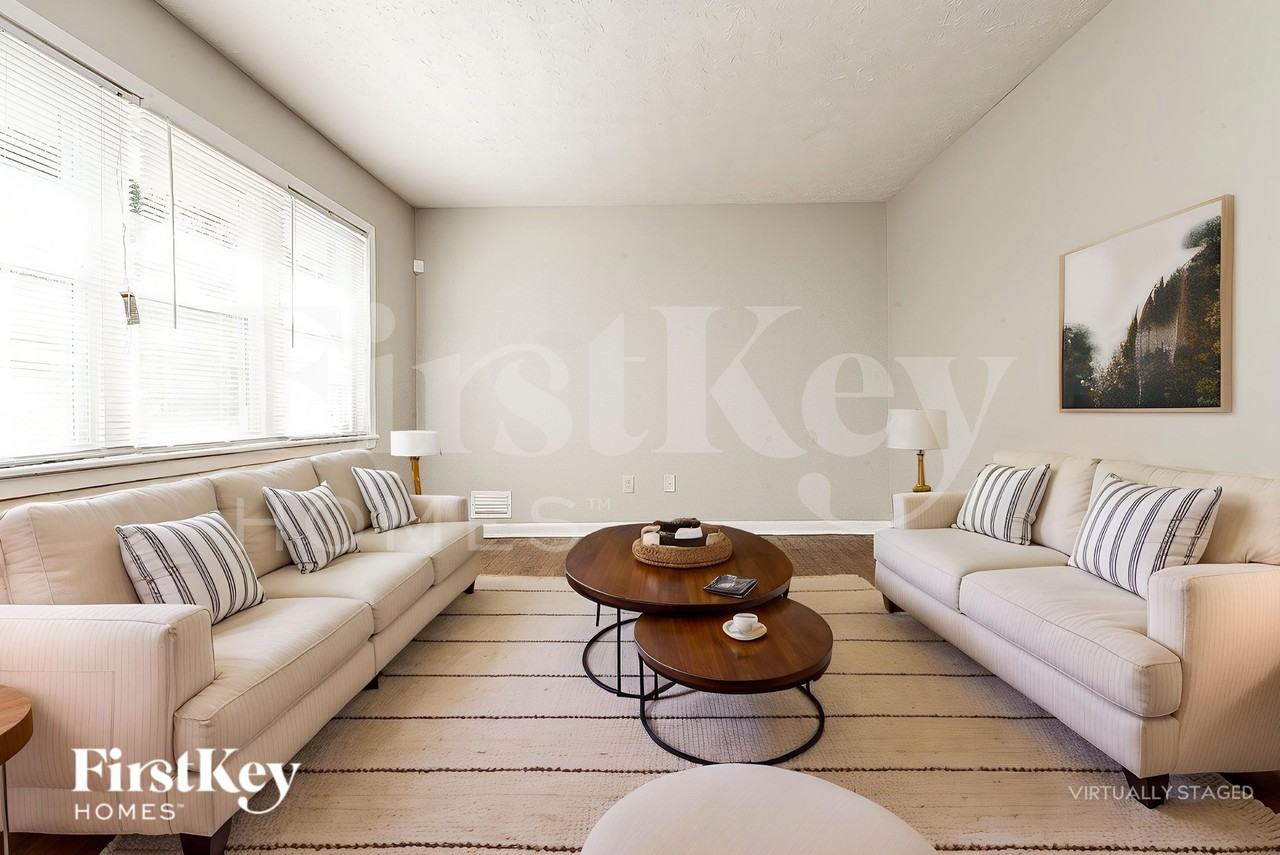 2216 Clanton Ter - Photo 3 of 18