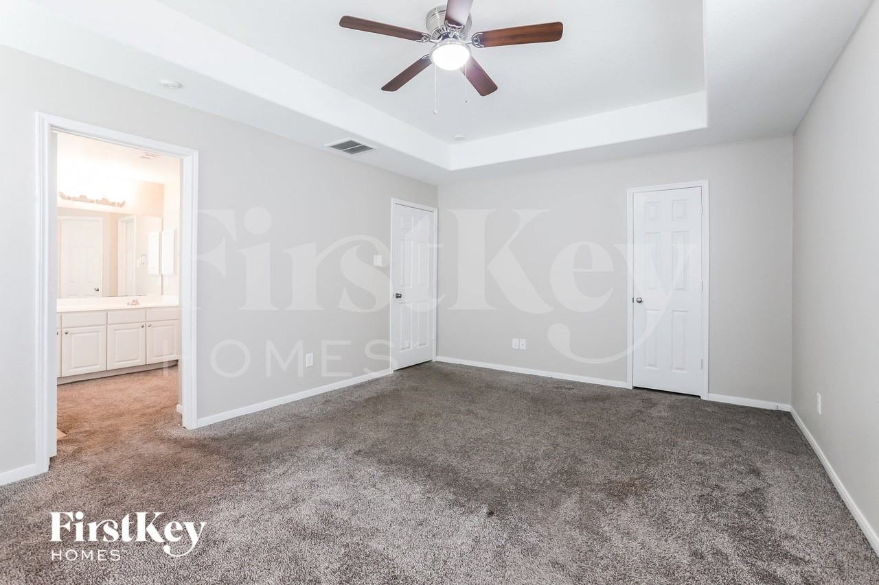 1826 Sun Point Ct - Photo 6 of 16