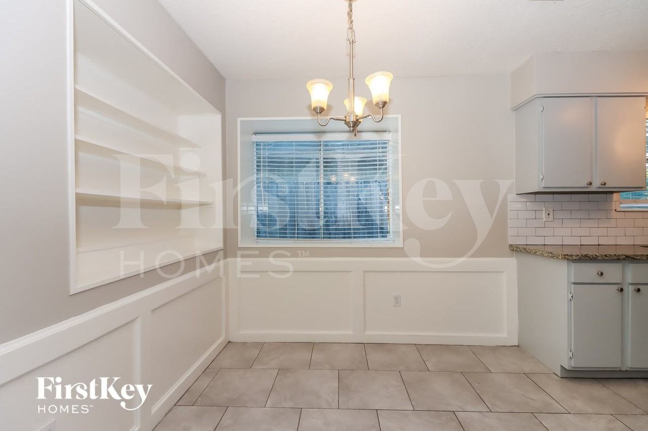 16310 Forest Bend Ave - Photo 5 of 16