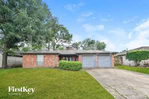 featured image of 13706 Oleoke Ln