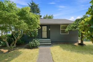 featured image of 4222 27th Ave W