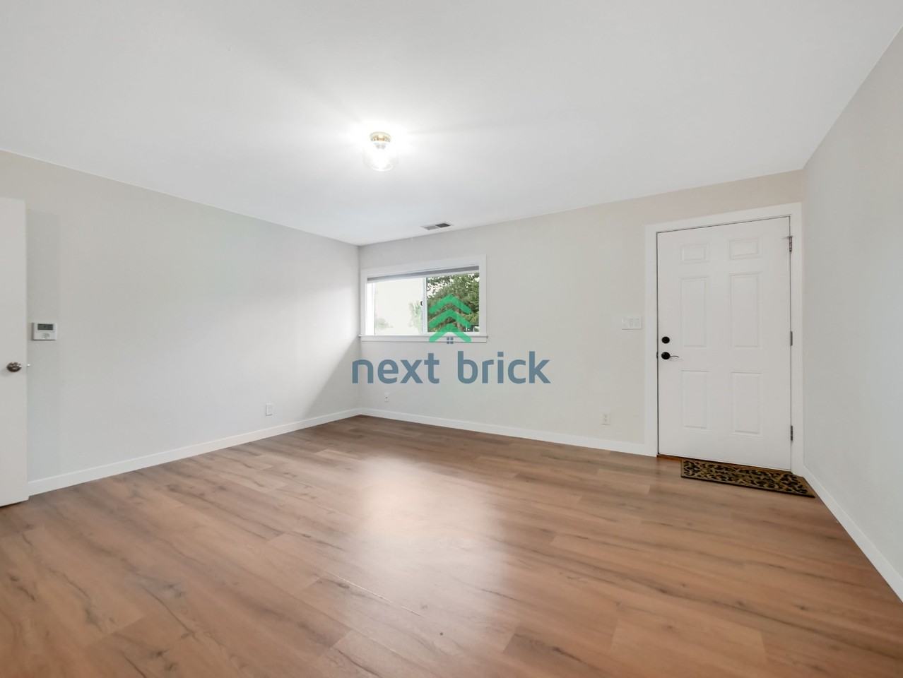 3036 Sw Roxbury St - Photo 4 of 17