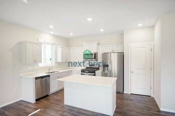 4209 Savannah Loop Ne - Photo 4 of 25