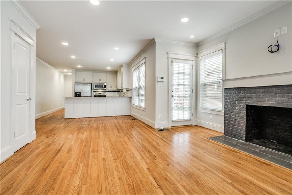 306 S Windomere Ave #101 - Photo 5 of 11