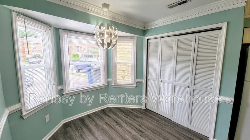 4621 Merrimac Ln - Photo 3 of 24
