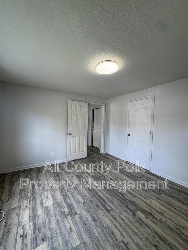 602 Emma St #1 - Photo 7 of 15
