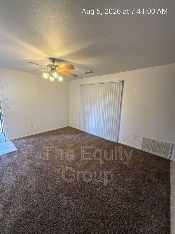 2544 W Lark Ave - Photo 2 of 18