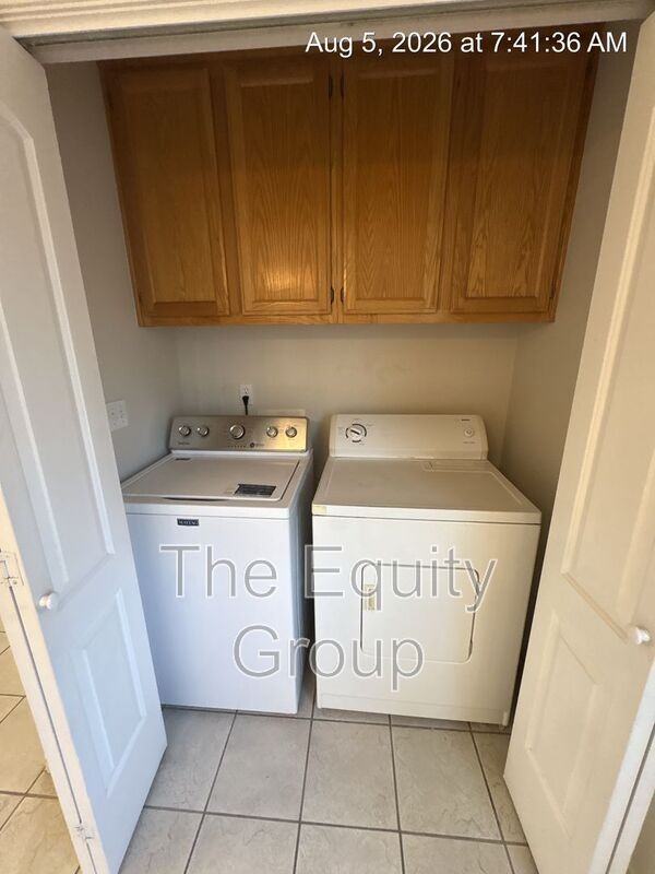 2544 W Lark Ave - Photo 4 of 18