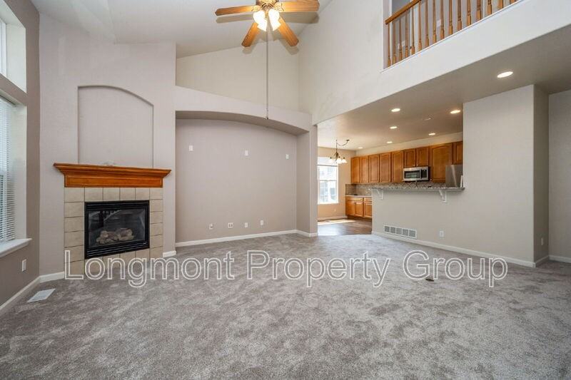1613 Metropolitan Dr #C - Photo 3 of 22