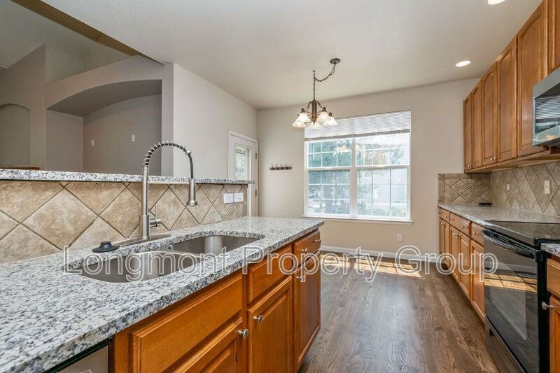 1613 Metropolitan Dr #C - Photo 7 of 22