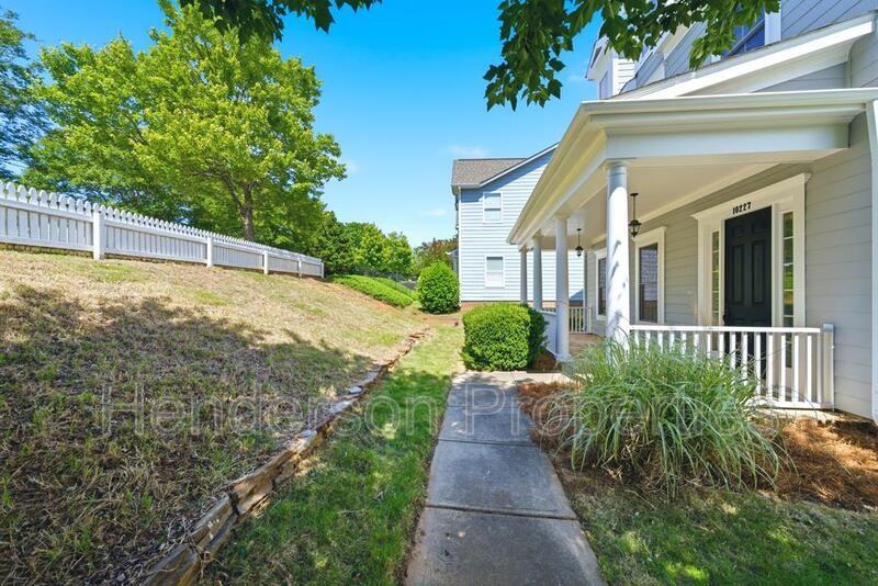 10227 Sam Meeks Rd - Photo 4 of 38