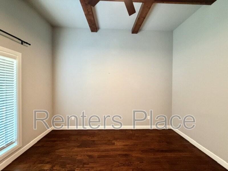 803 E Delmar Pl - Photo 2 of 26