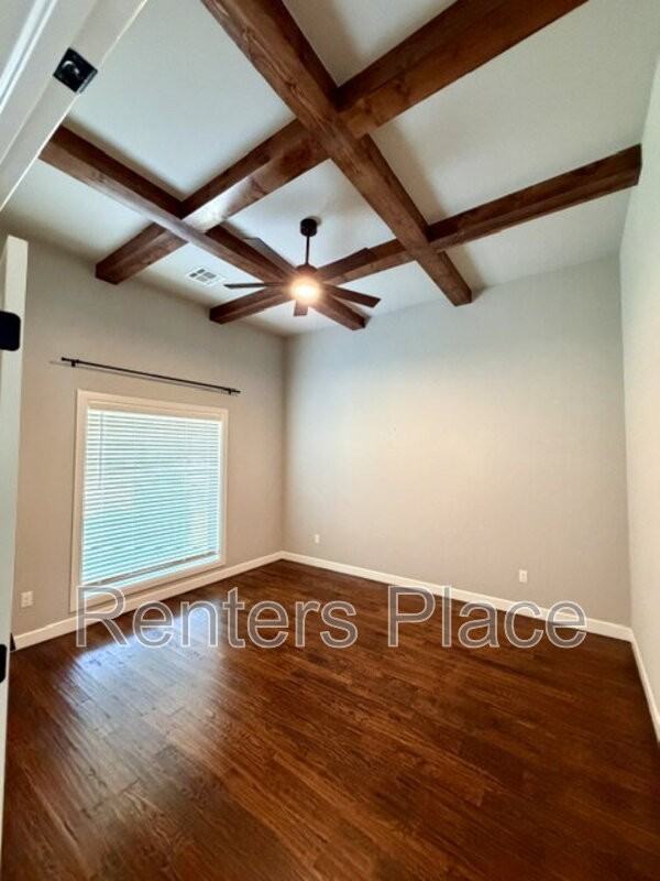 803 E Delmar Pl - Photo 3 of 26
