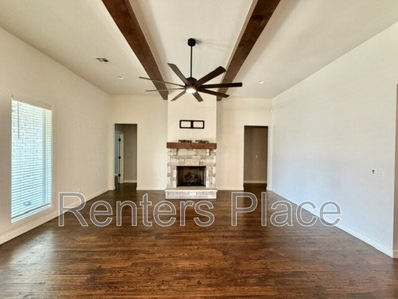 803 E Delmar Pl - Photo 7 of 26