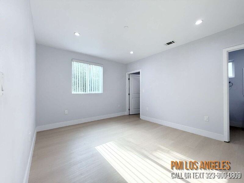 208 1/2 E 87th St - Photo 7 of 34